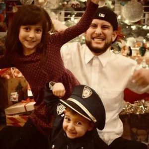 Meet your Posher, Levi